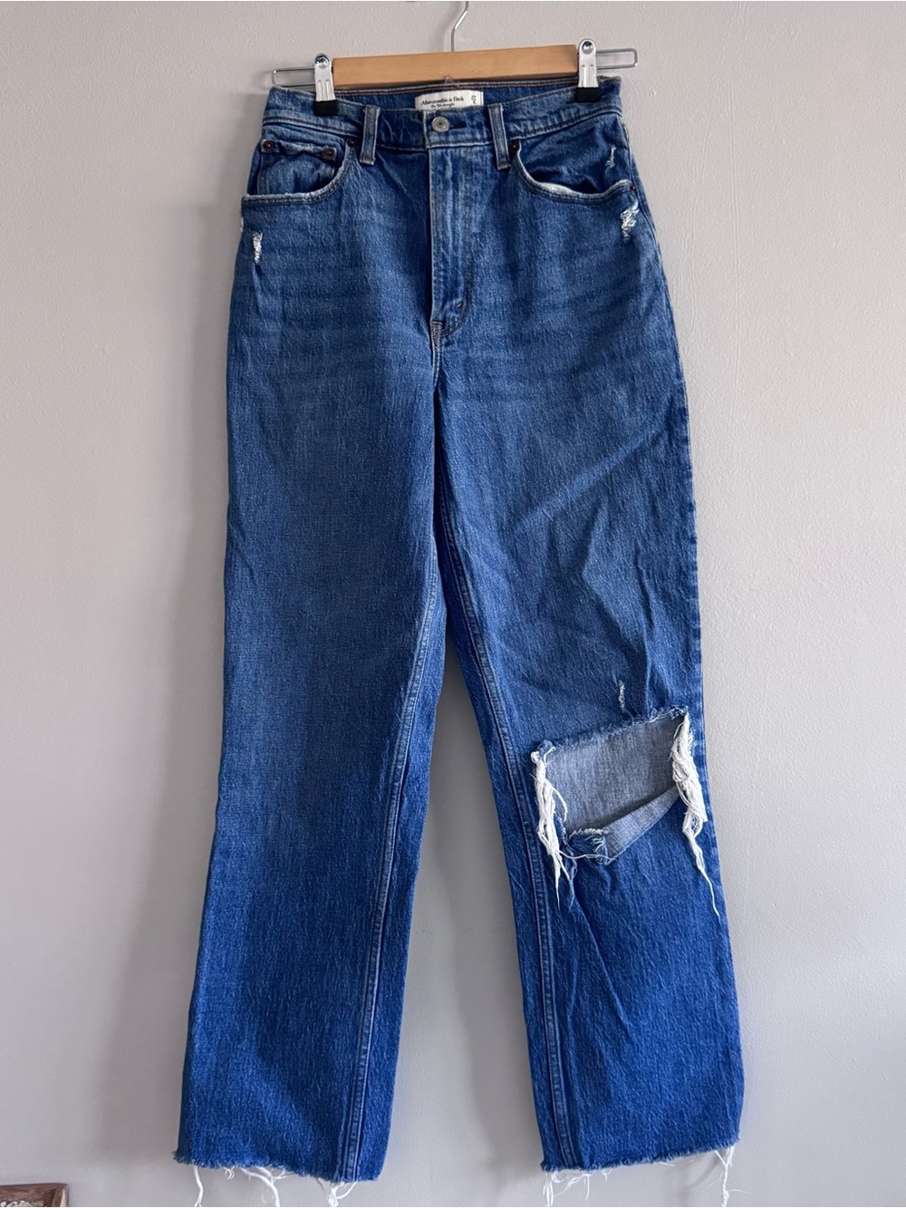 Abercrombie & Fitch "Curve Love" The '90s Straight Ultra High Rise Jeans Sz 27